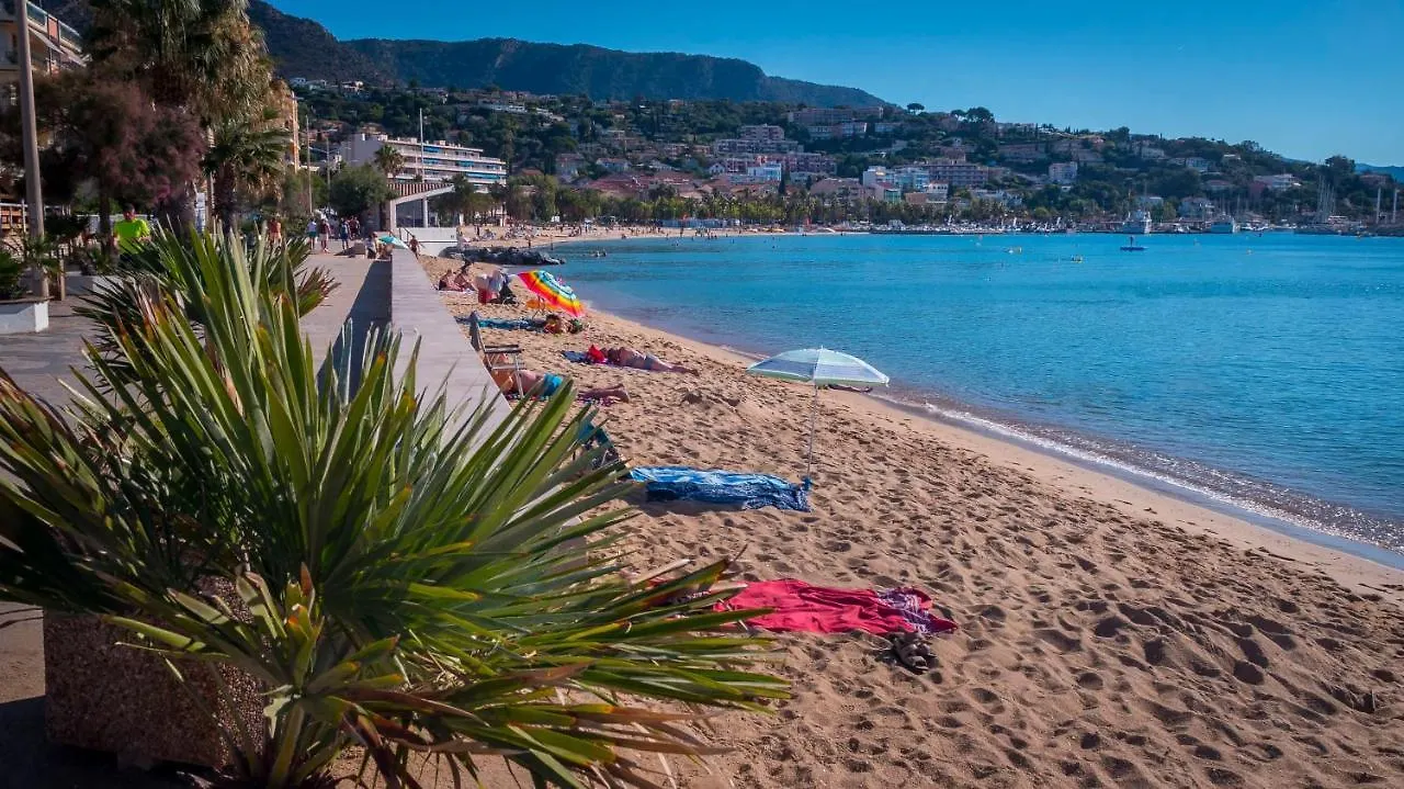 Kaliope Hotel & Residence By Oustal Del Mar Le Lavandou